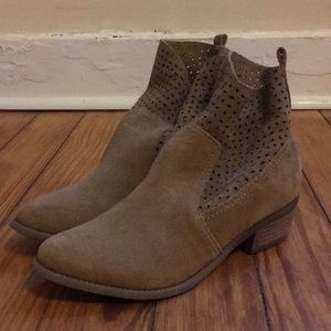 American Eagle suede booties - size 7